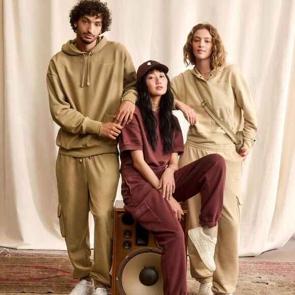 Champion - Women's Vintage Wash Fleece Hooded Sweats Tan - Picture 6 of 6